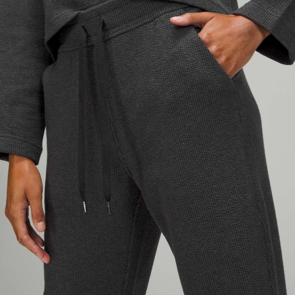 Ribbed High Rise Jogger - Picture 2 of 7